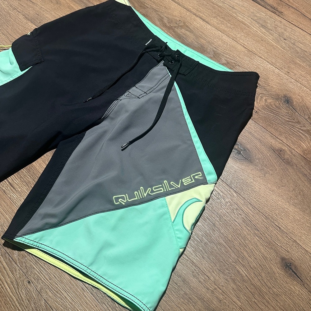 Y2K Quicksilver Black Mint‎ Green Colorblock Board Shorts Mens 36